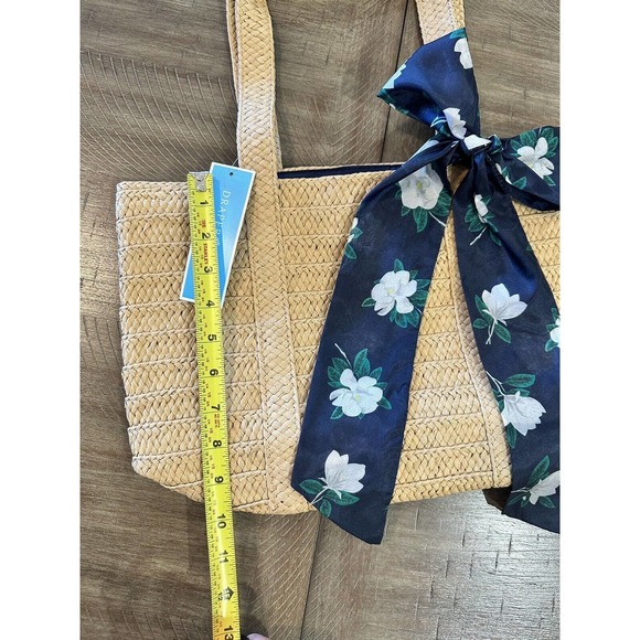 NWT Draper James Everyday Straw Tote Bag With Blue Floral Scarf Lined NEW - Picture 11 of 14